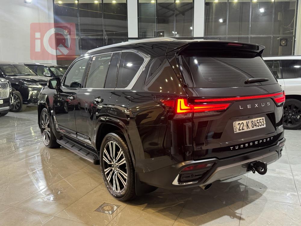Lexus LX